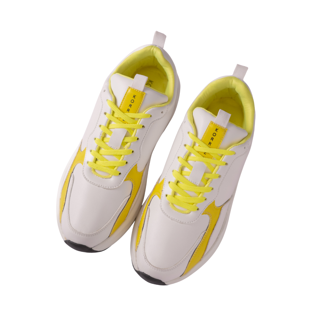 Mens sports shoes