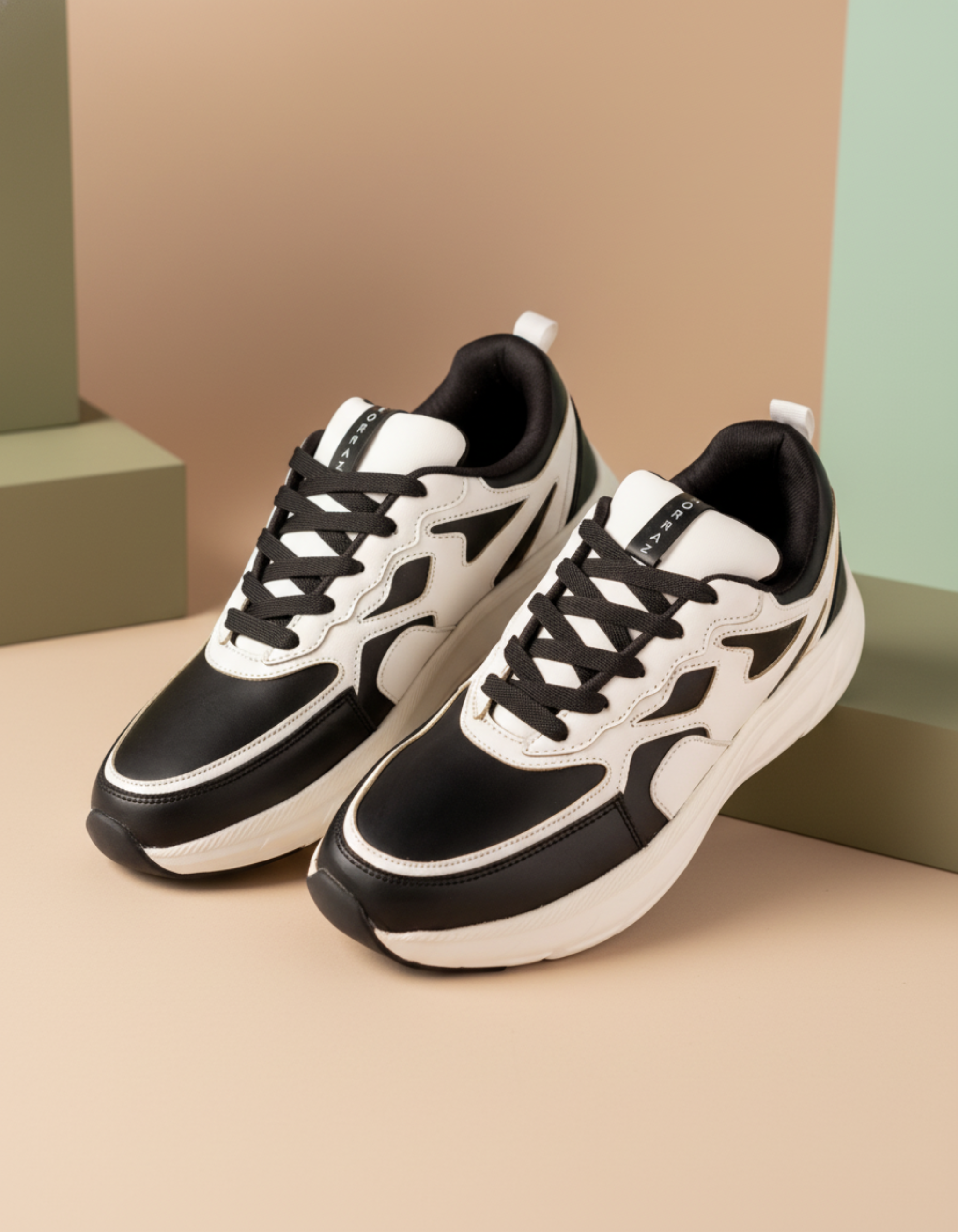 Mens running sports shoes